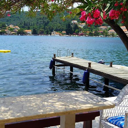 Apartments Capitano Blue Затон Екстериор снимка