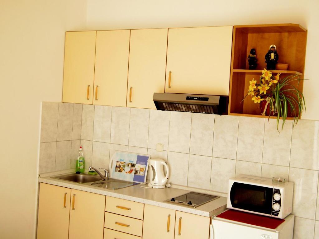 Apartments Capitano Blue Затон Екстериор снимка
