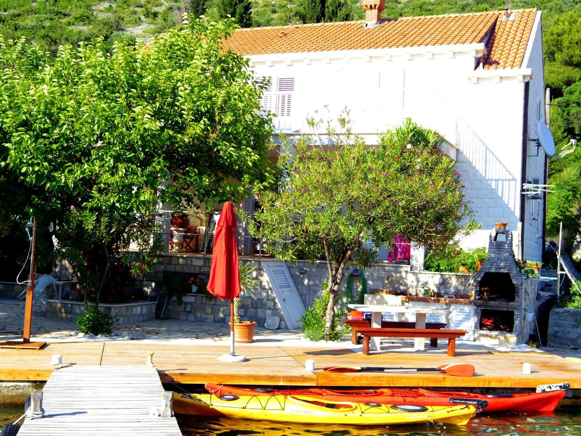 Apartments Capitano Blue Затон Екстериор снимка