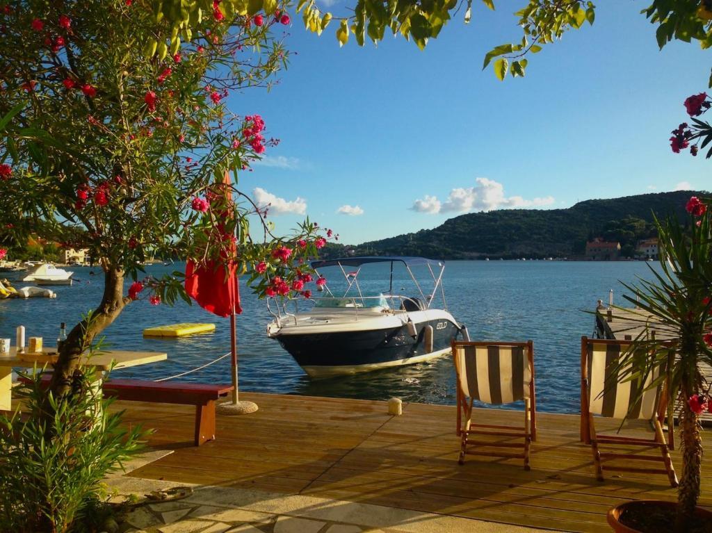 Apartments Capitano Blue Затон Екстериор снимка